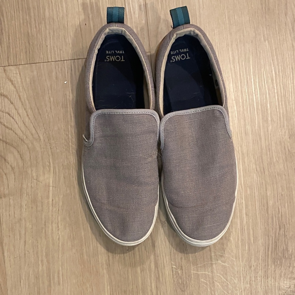 TOMS Men's Tan Slip-On Loafers